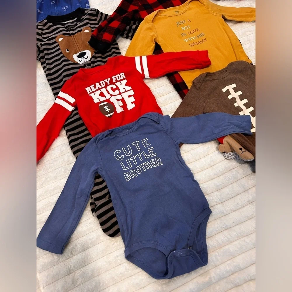 8 Piece Carter’s 24M Long-Sleeve Onesies/ Pajama Bundle